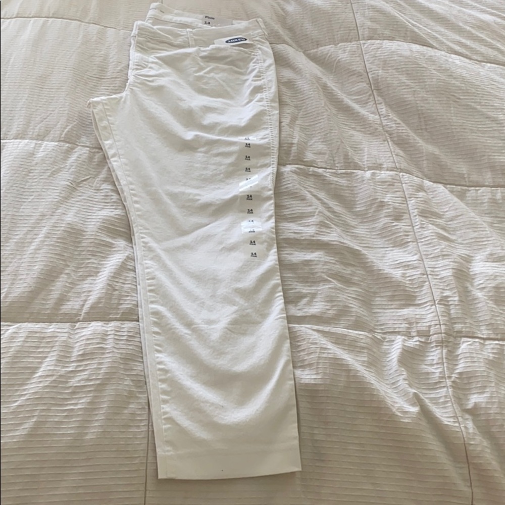 Old Navy White Pixie Pants
